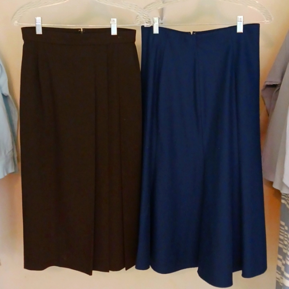 Uniqlo midi skirts x2